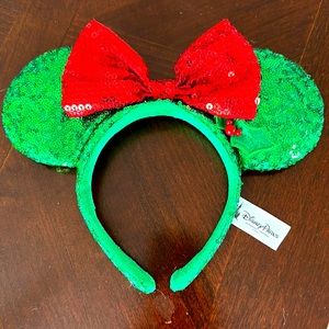 Authentic Disney Parks Christmas Minnie Ears